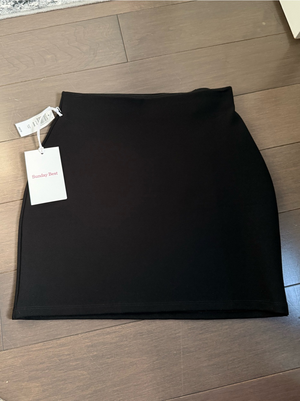 NWT Aritzia Sunday Best Nora Skirt
